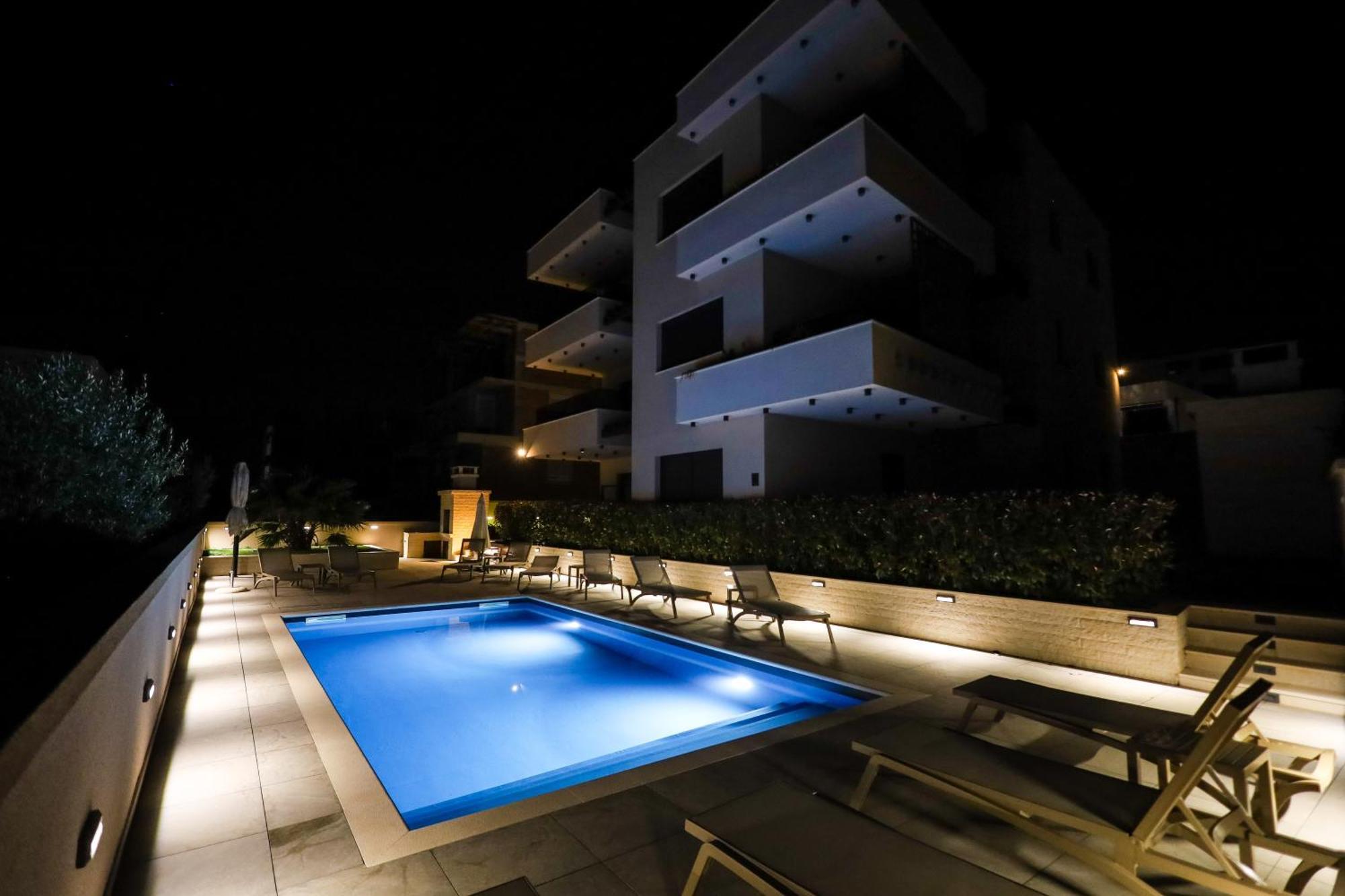 Sea Bay View Apartment - Appartement Avec Piscine Et Magnifique Vue Sur Mer 스베티필립아이자코브 외부 사진